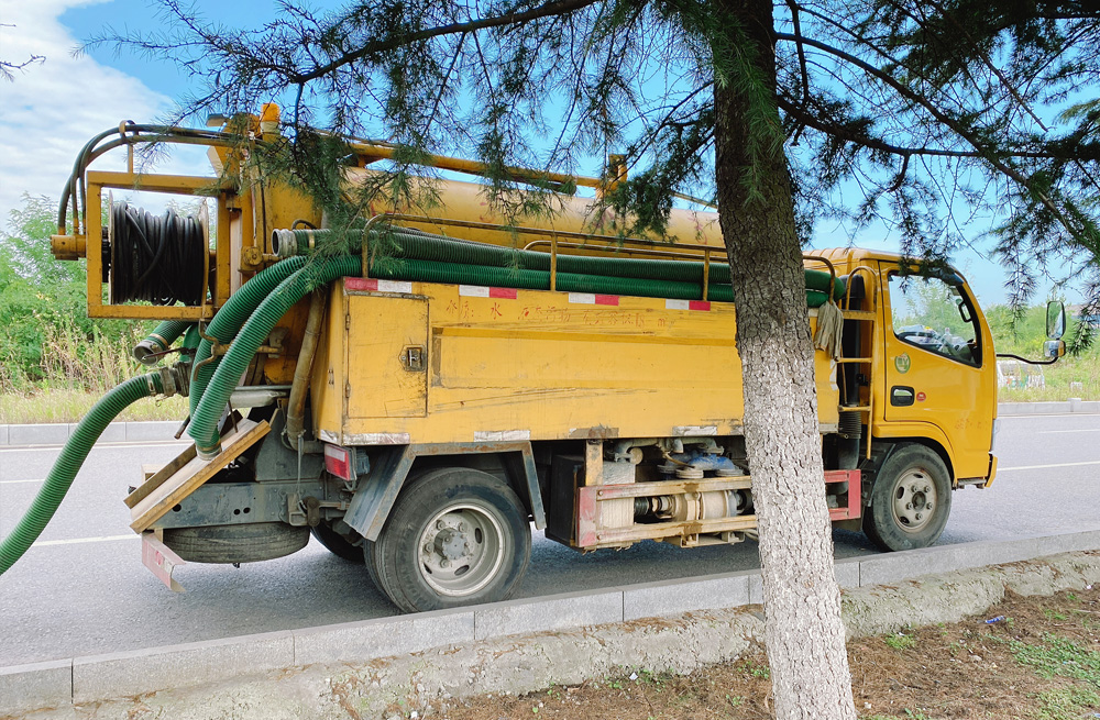 283颐和路清洗抽粪车